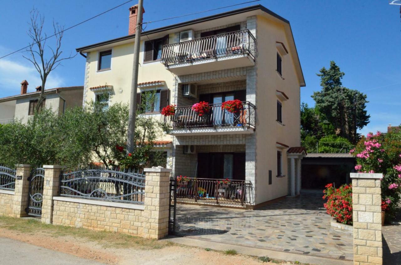 Apartments Ruza Umag Bagian luar foto